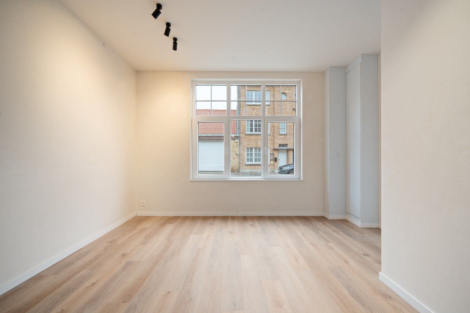 Karaktervol, gerenoveerde burgerwoning in Nieuwpoort (Vernieuwbouw - Epeil 7) – 4 slaapkamers & stadstuin foto 6