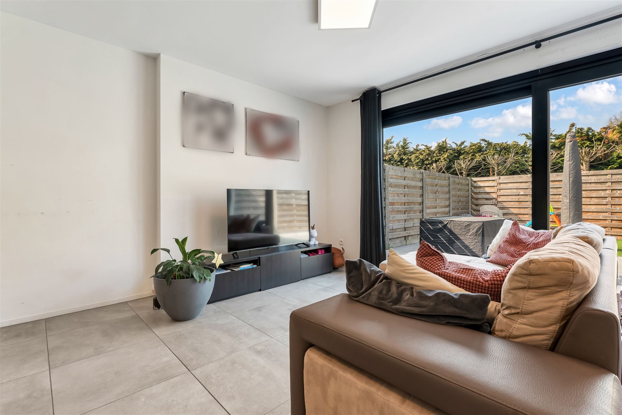PERFECT ONDERHOUDEN EN INSTAPKLARE WONING MET 3 SLAAPKAMERS EN INPANDIGE GARAGE TE OLMEN foto 4