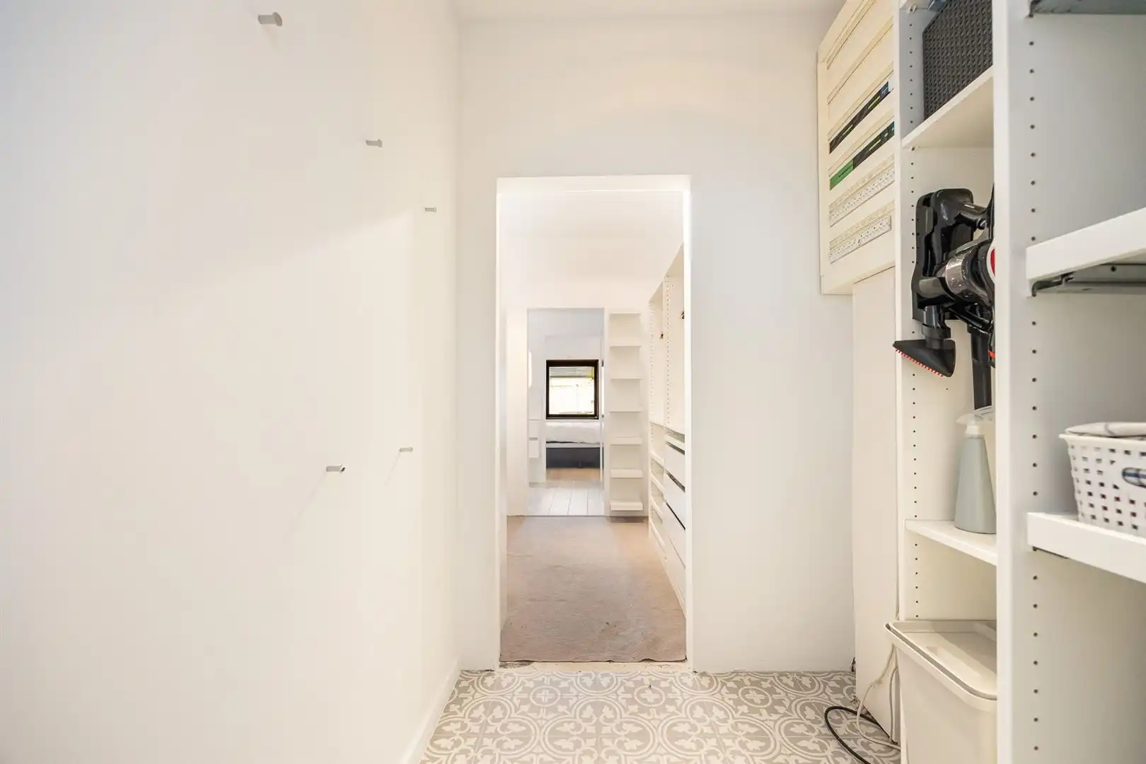 Gemeubeld appartement met tuin foto 12