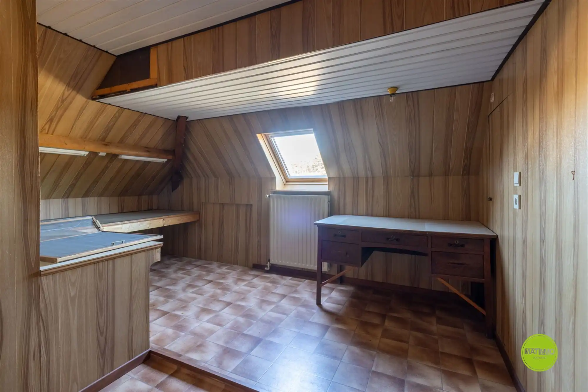Ruime open bebouwing met 6 slaapkamers op 750 m2 grond foto 24