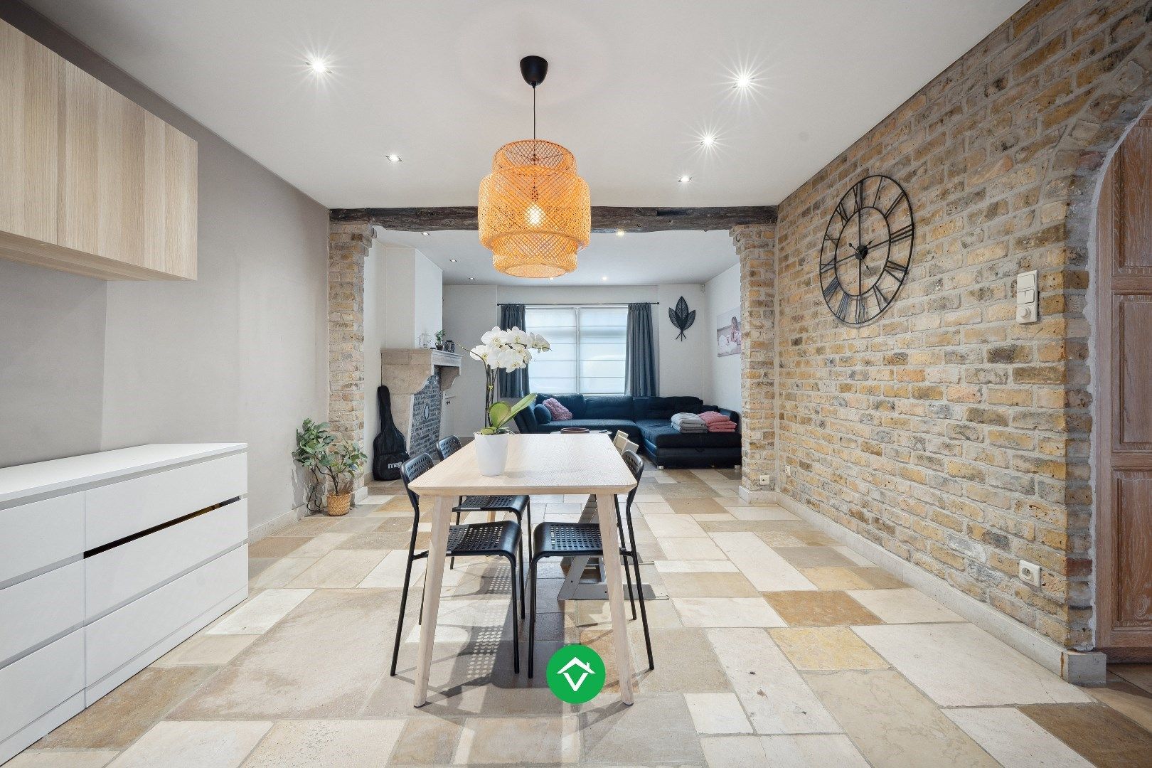 Instapklare woning met 3 slaapkamers en welness te Eernegem foto 4