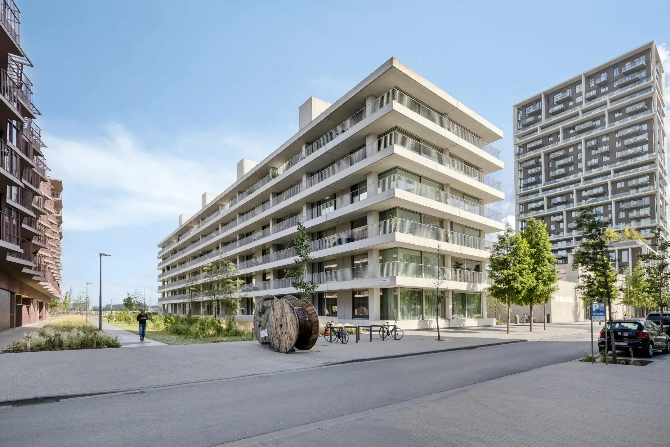Recent appartement te koop in residentie Havn Antwerpen Zuid foto {{pictureIndex}}