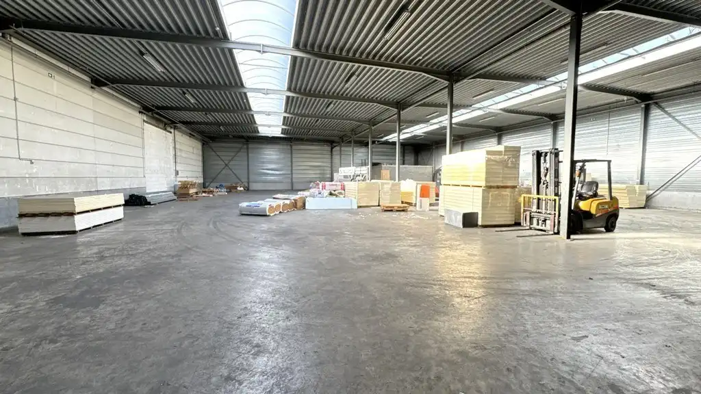 Magazijn te huur in semi-industrieel complex Vaartkaai in Merksem foto 7