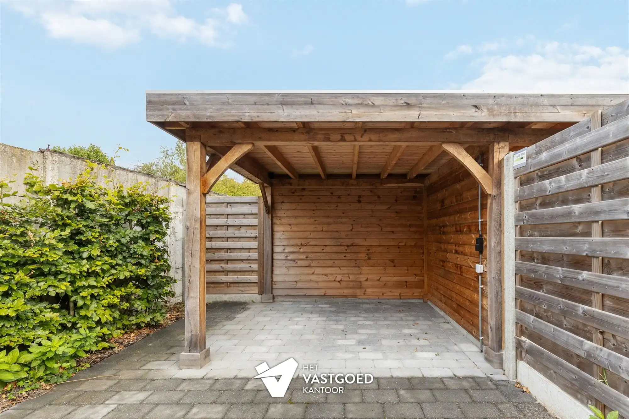 KWALITATIEF GERENOVEERDE WONING VLAKBIJ CENTRUM foto 24