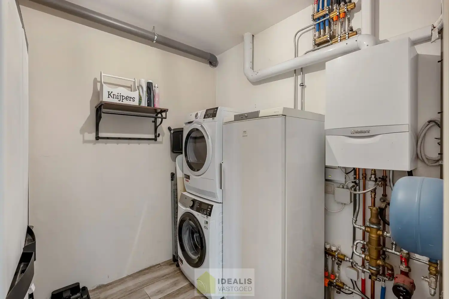 IDEALIS VASTGOED - Prachtige stijlvolle woning met 2 tot 3 slaapkamers op gegeerde locatie! foto 19