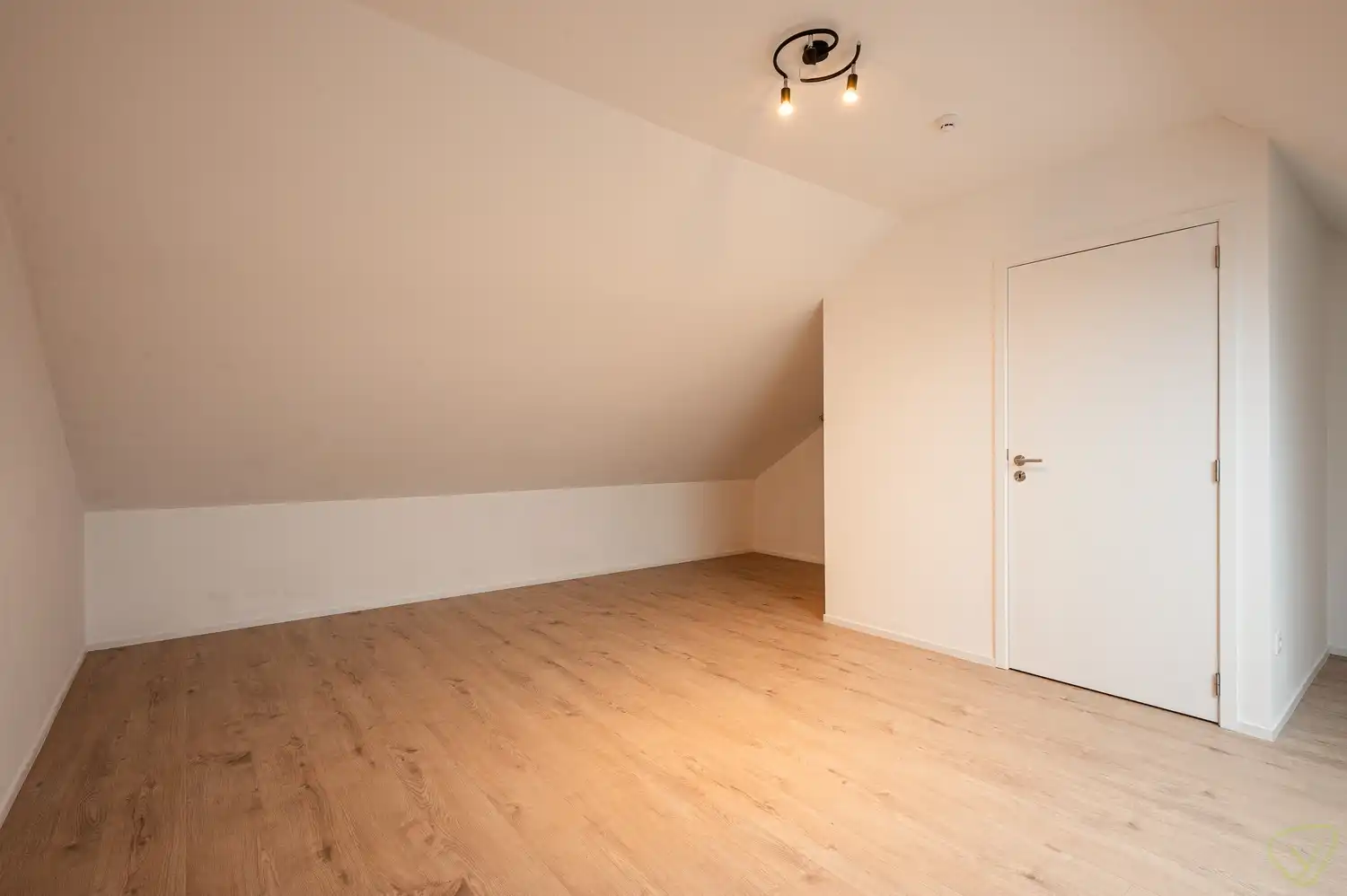 Instapklare BEN-woning met 4 slaapkamers en tuin in rustige verkaveling foto 23