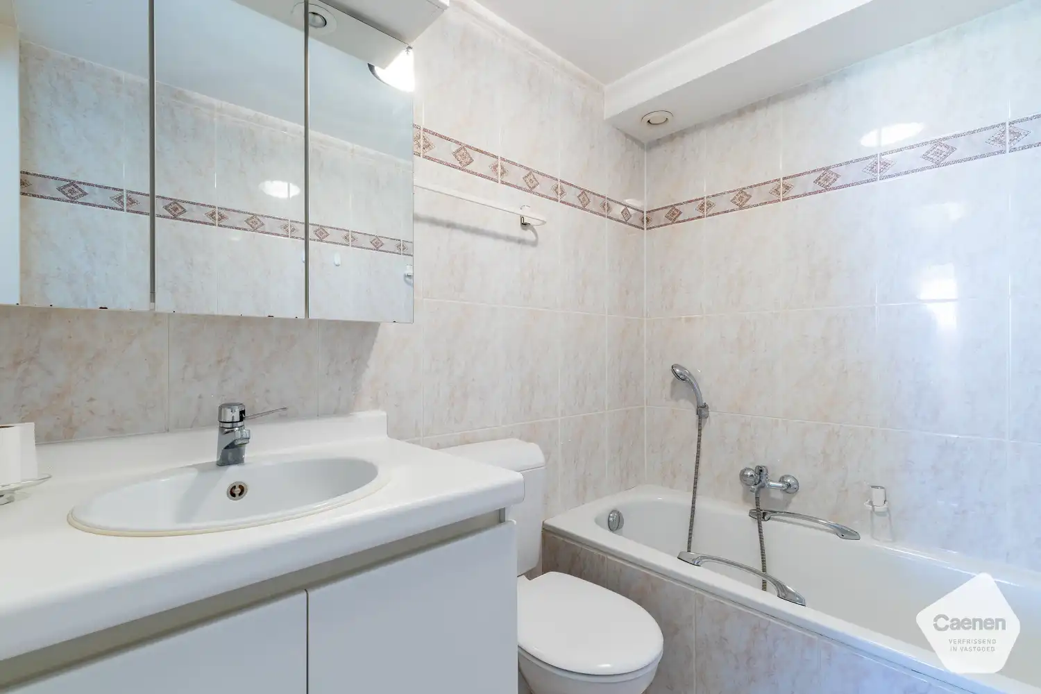 Gezellig hoekappartement met 1 slaapkamer en mooi, open zicht foto 10