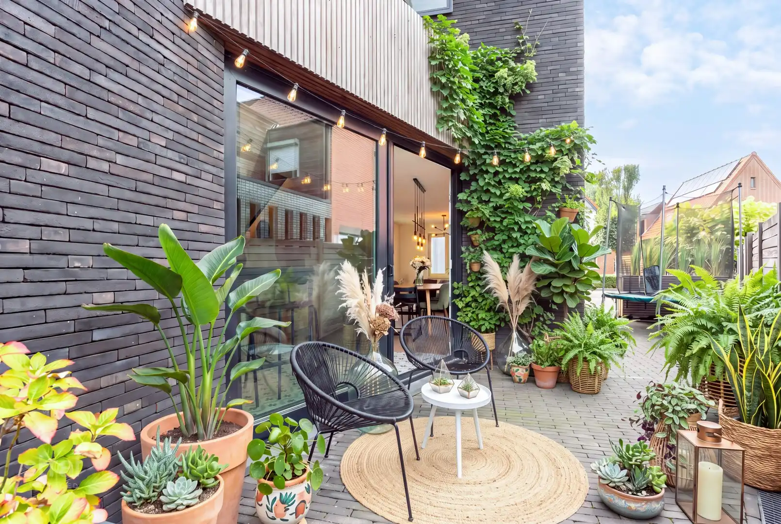 Bijna-nieuwbouwwoning met 4 slpks in hartje Zwijndrecht foto 8