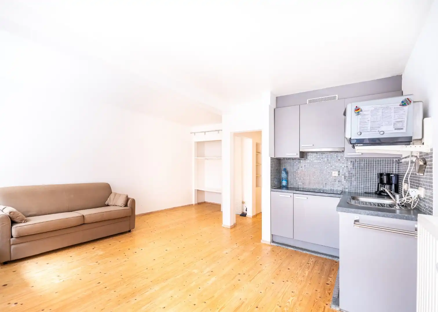 Dona Fabiola - KV01 foto 5