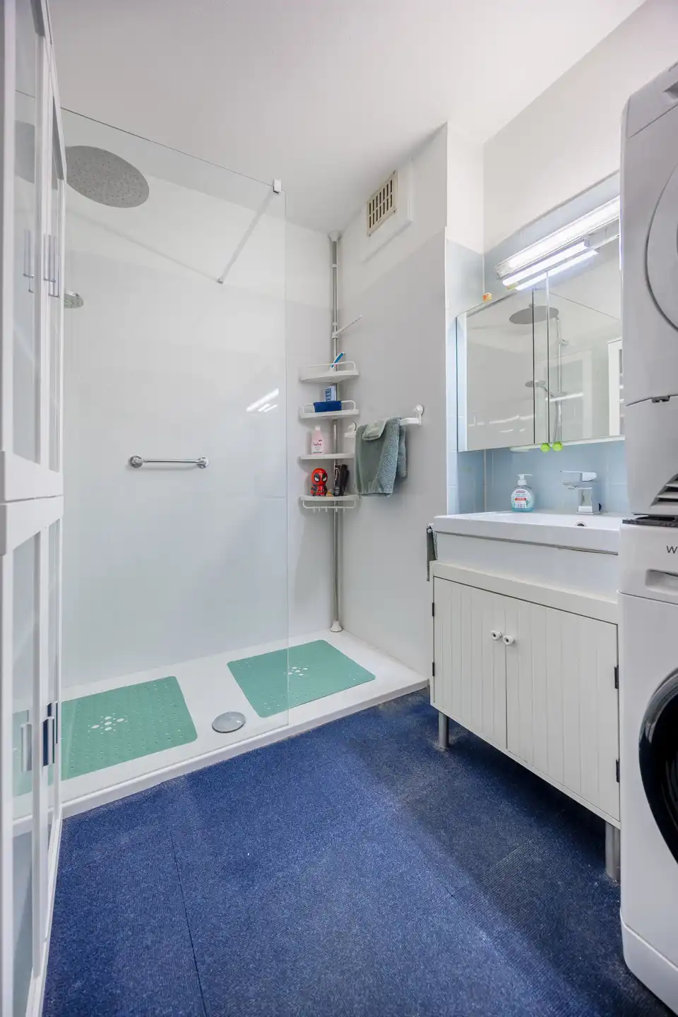 Mooi verzorgd appartement op 12de verdieping  met prachtig zicht, 2 slaapkamers en ondergrondse staanplaats foto 9