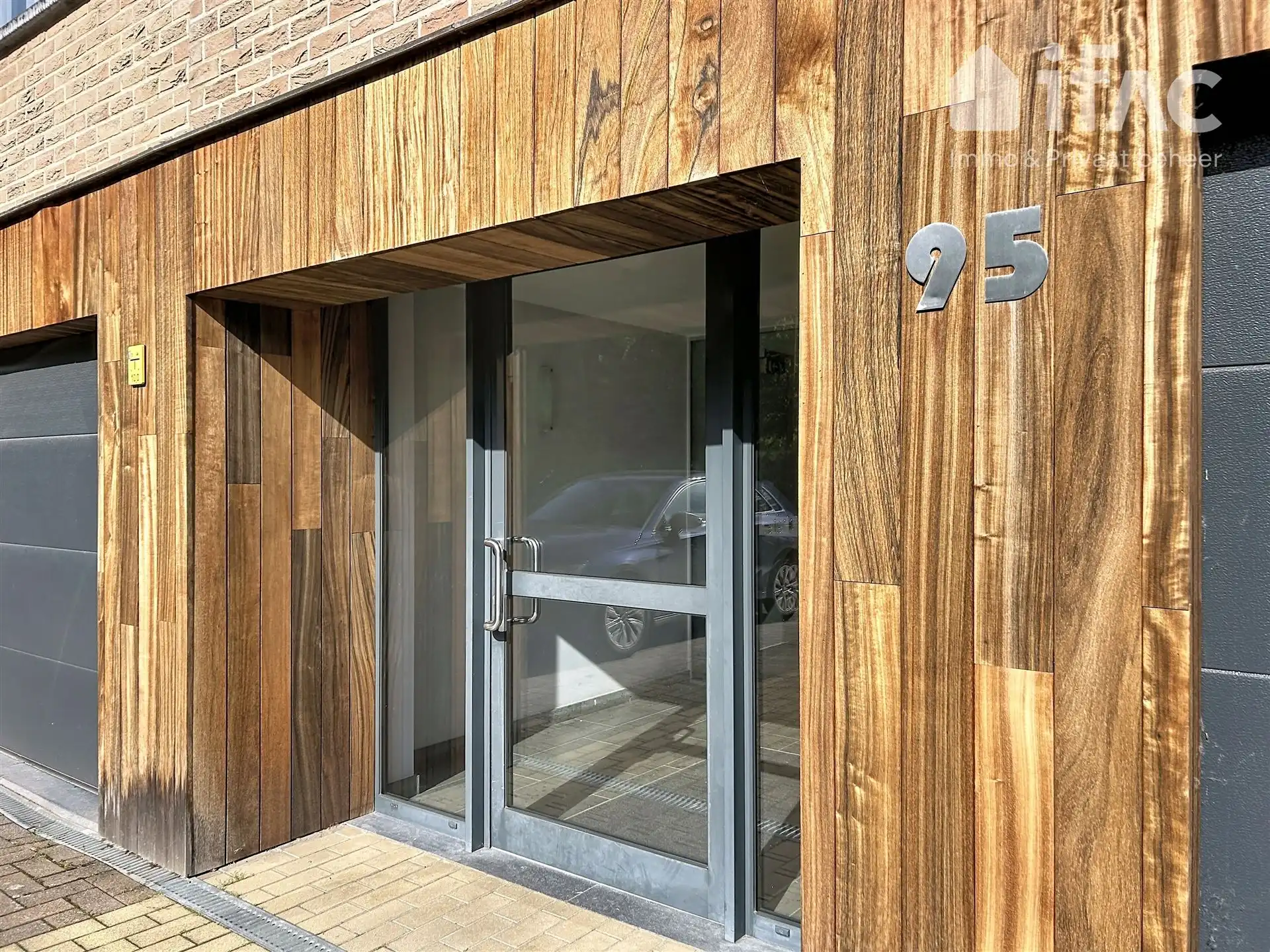 Goed gelegen en energiezuinige duplex met 3 slaapkamers foto 2