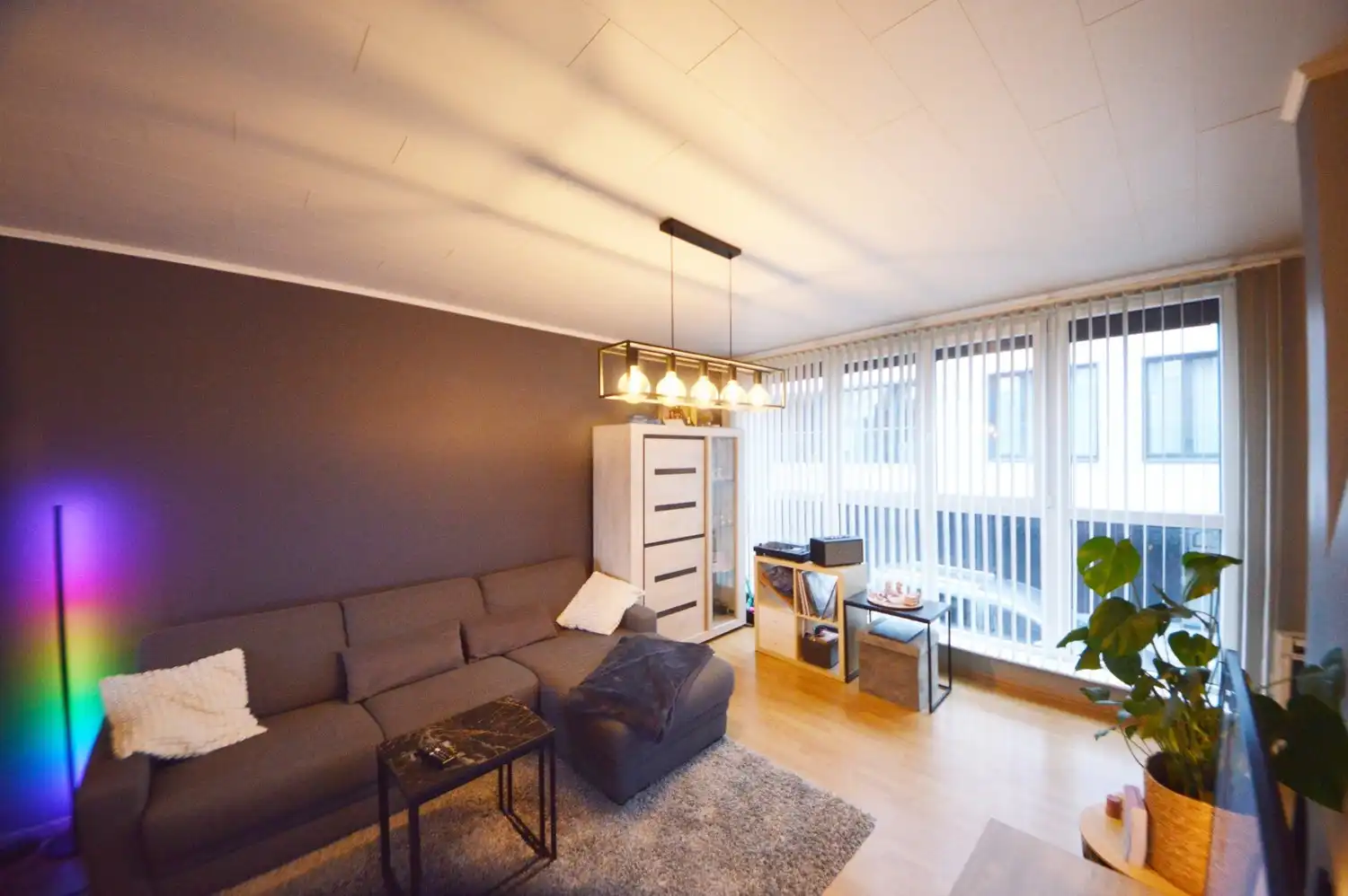 INSTAPKLARE WONING MET GARAGE EN 2 SLAAPKAMERS foto 11