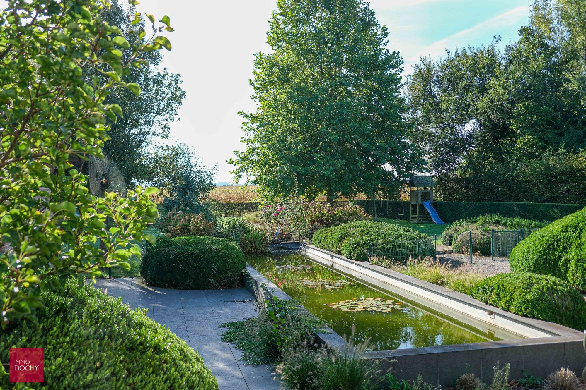 Rustig en residentieel gelegen ruime villa aan Hoog-Kortrijk foto 9
