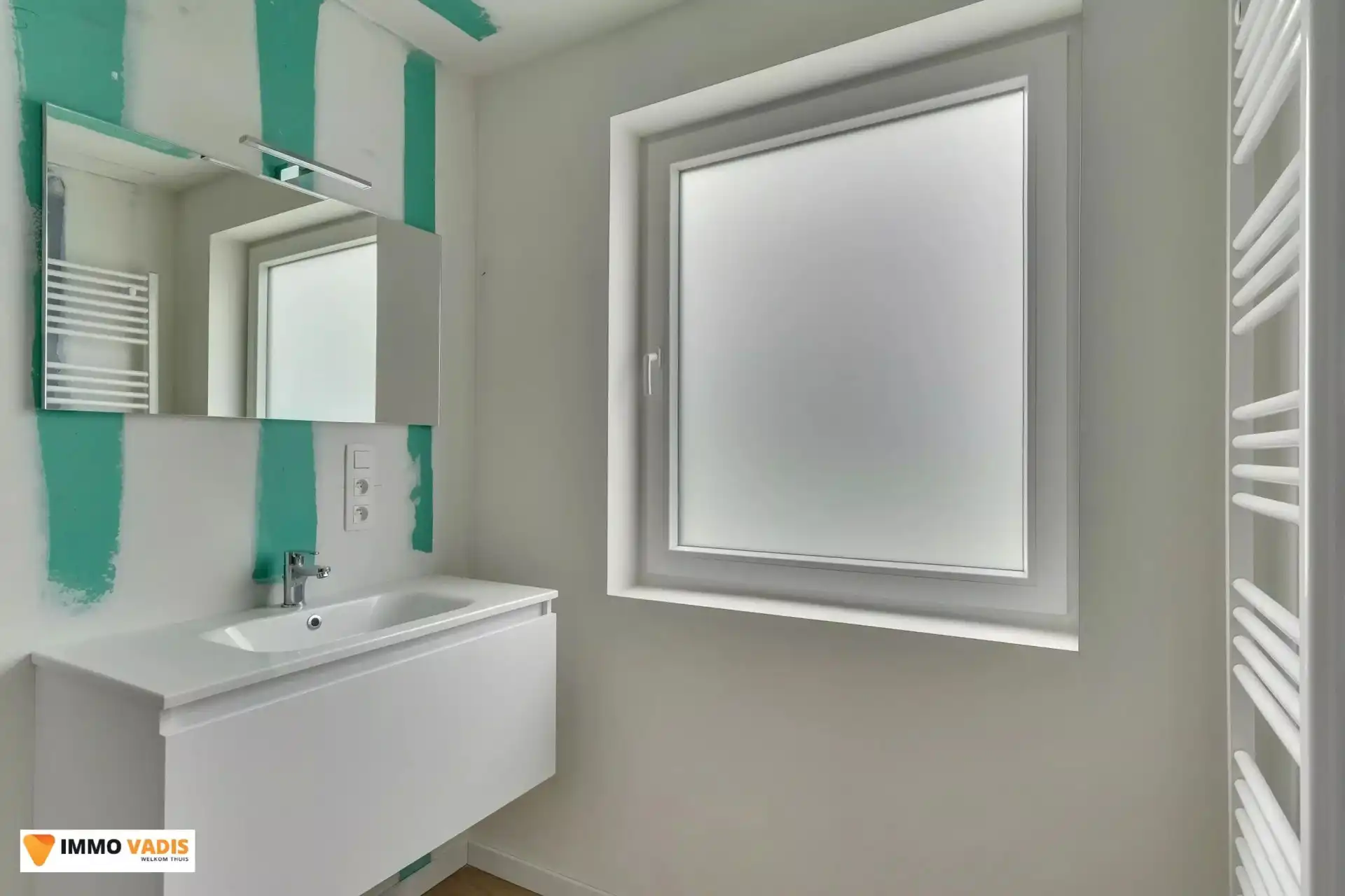 Moderne, energiezuinige halfopen bebouwing foto 11