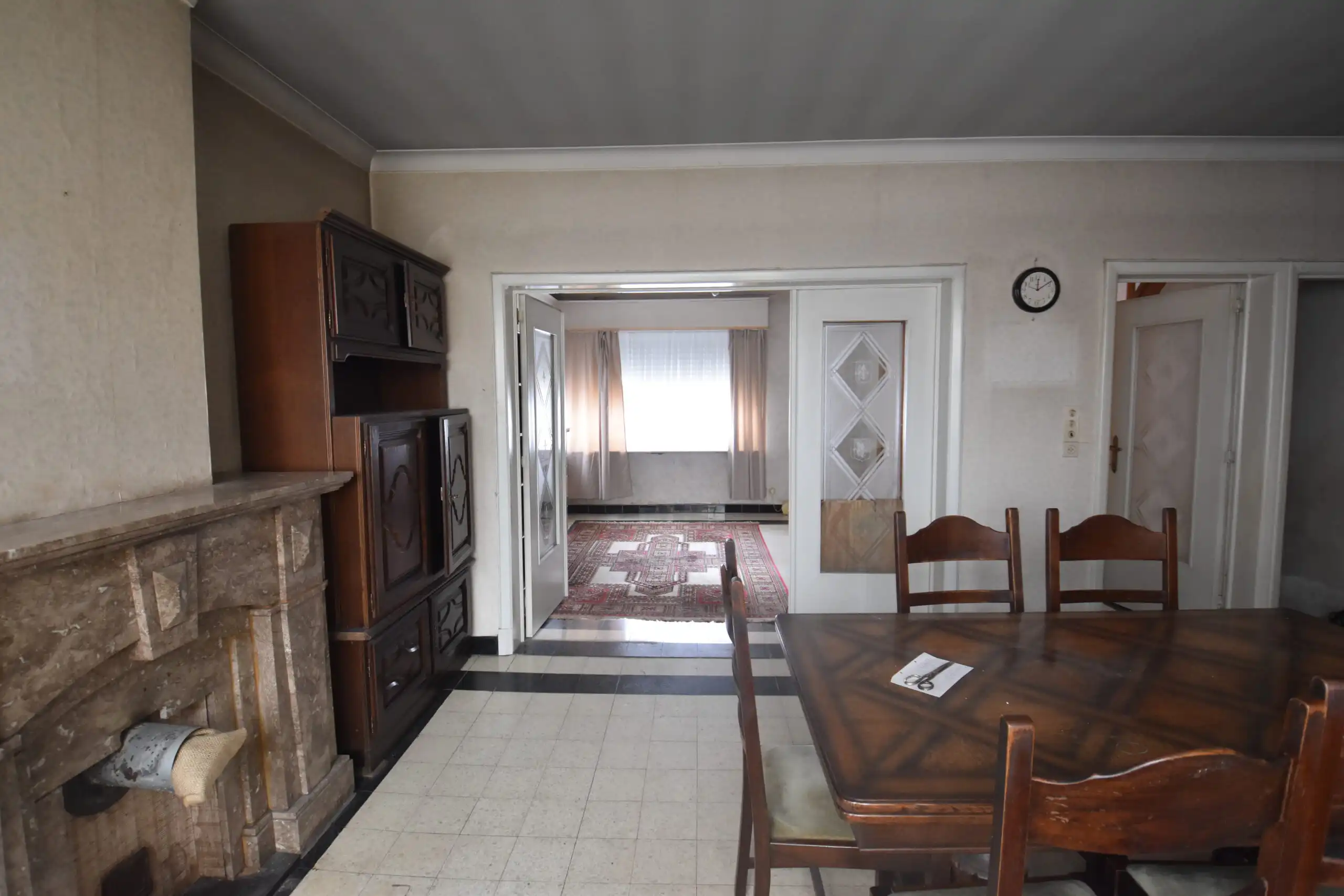 Ben je op zoek naar een gezellige renovatiewoning met uitzonderlijk veel potentieel? foto 12