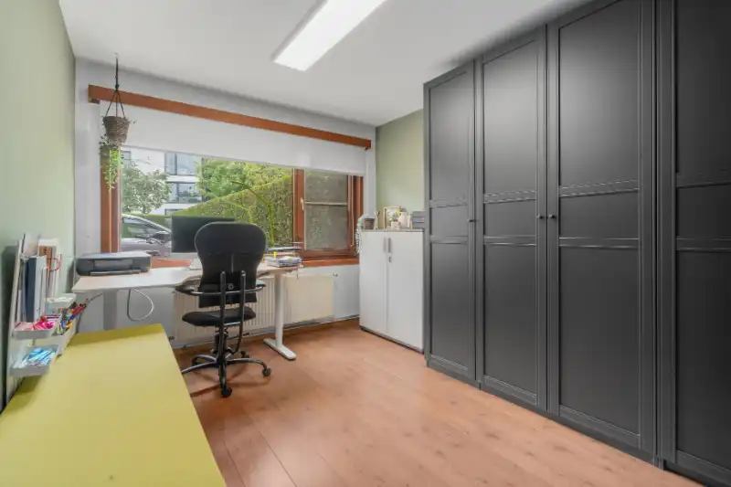 --- OPPORTUNITEIT --- building bestaande uit 3 appartementen (5% netto huurrendement)! foto 11