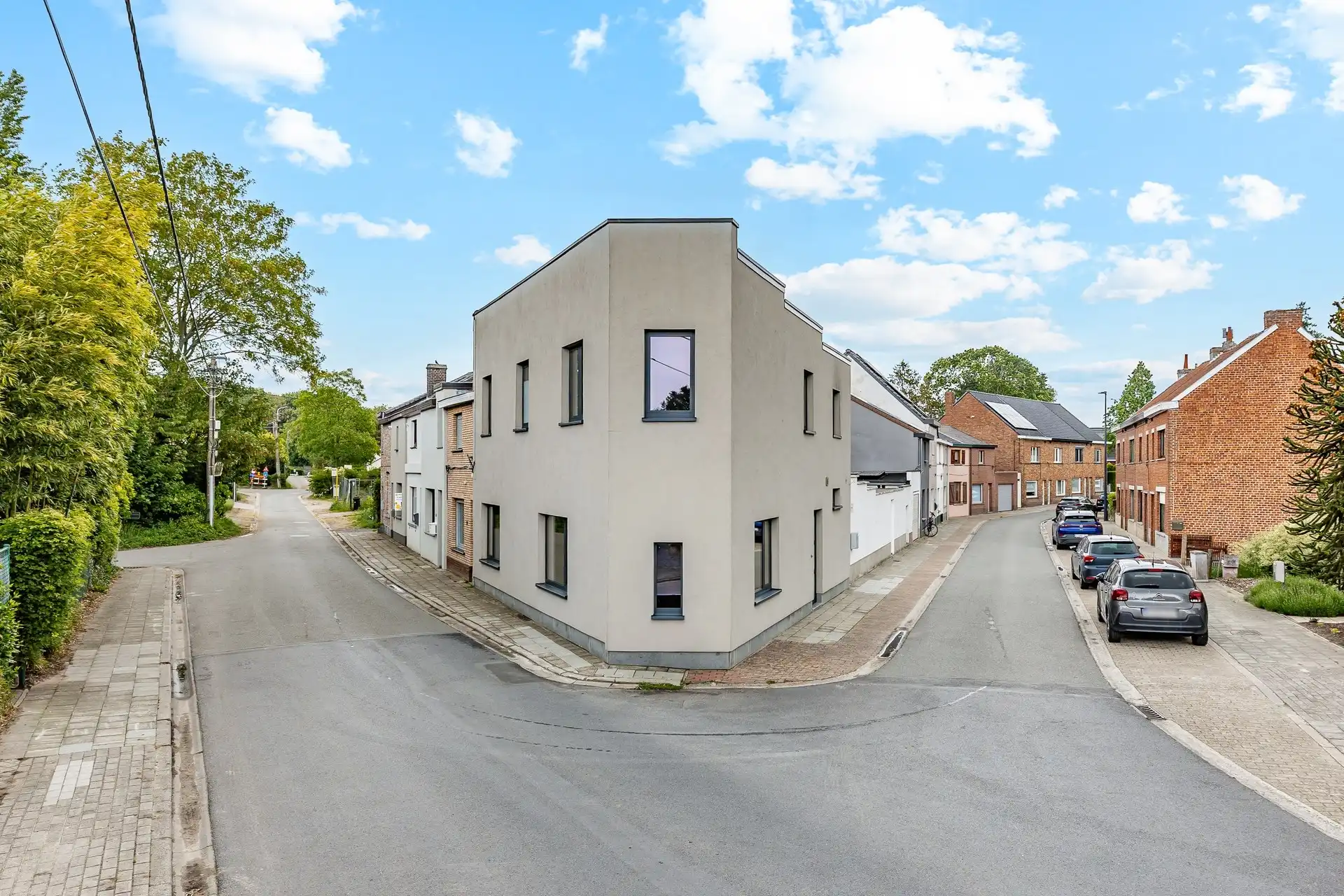 Instapklare woning met 3 ruime slaapkamers! foto 5