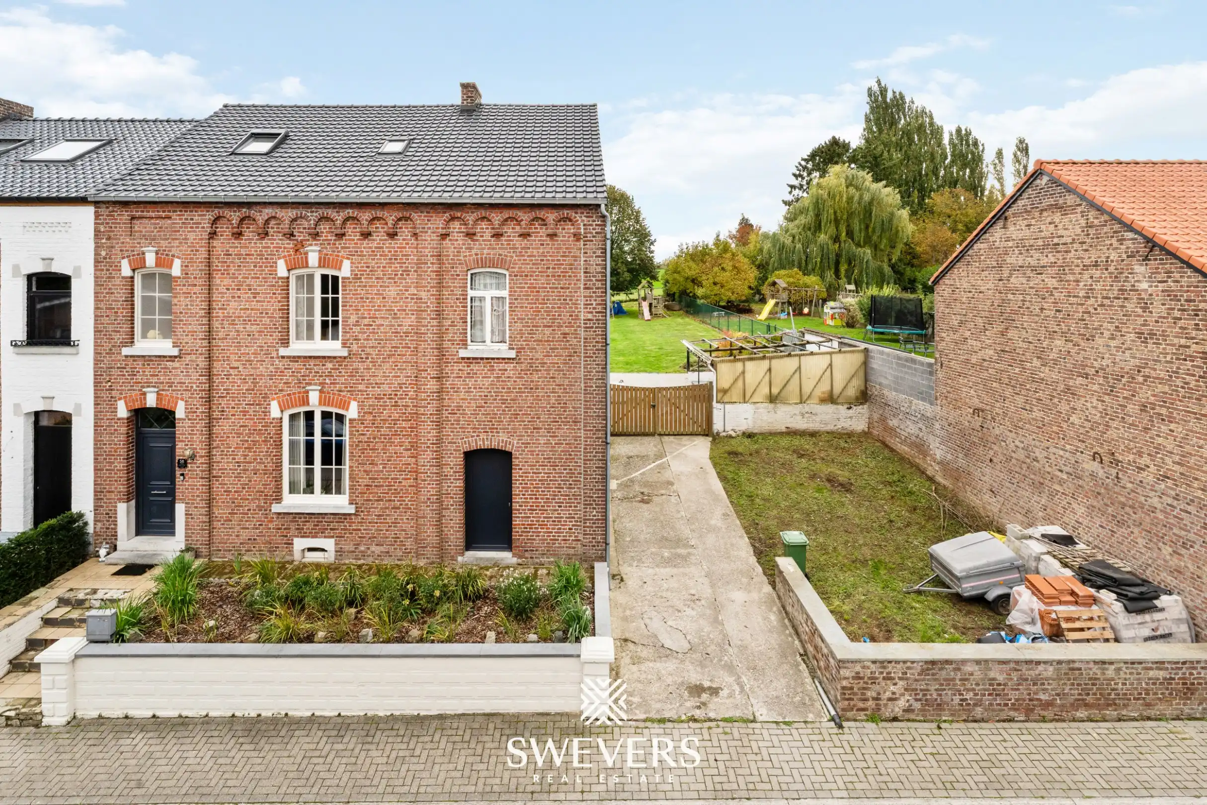 Gezellige woning met moderne keuken op groot perceel in Gingelom foto 32