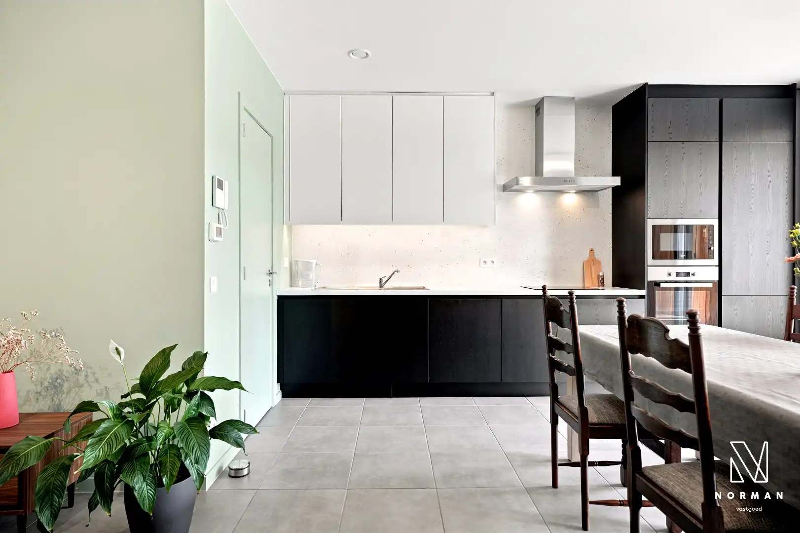 Instapklaar recent gelijkvloers appartement met 1 slaapkamer, tuin en ondergrondse staanplaats te koop in Harelbeke foto 6