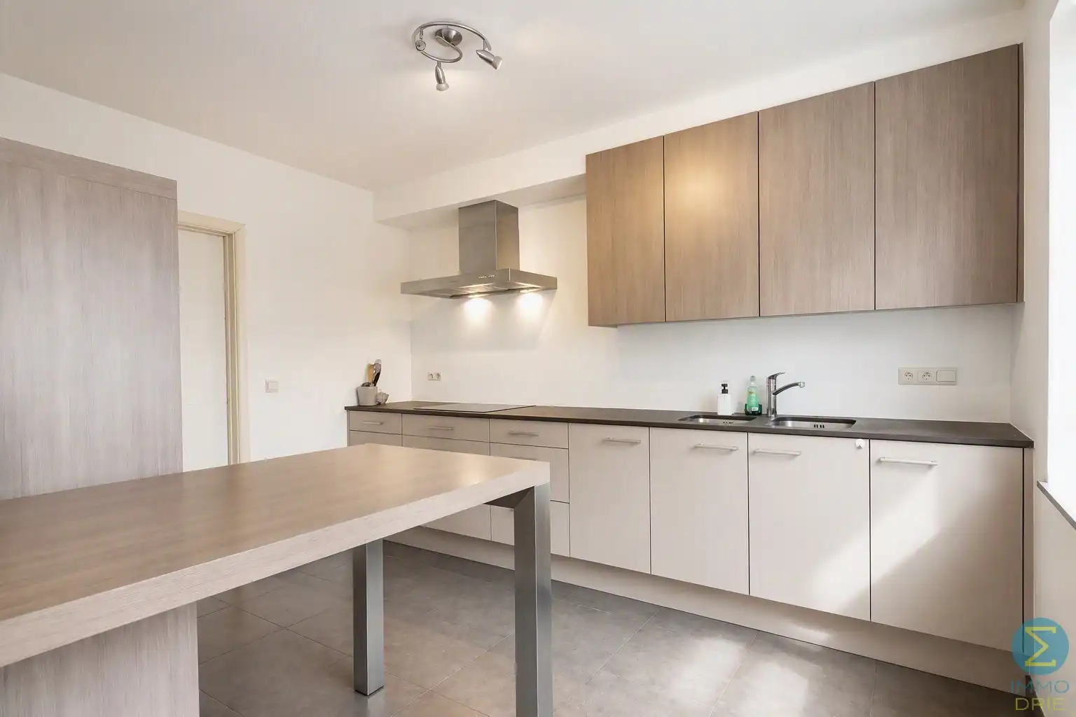 Appartement te huur foto 9