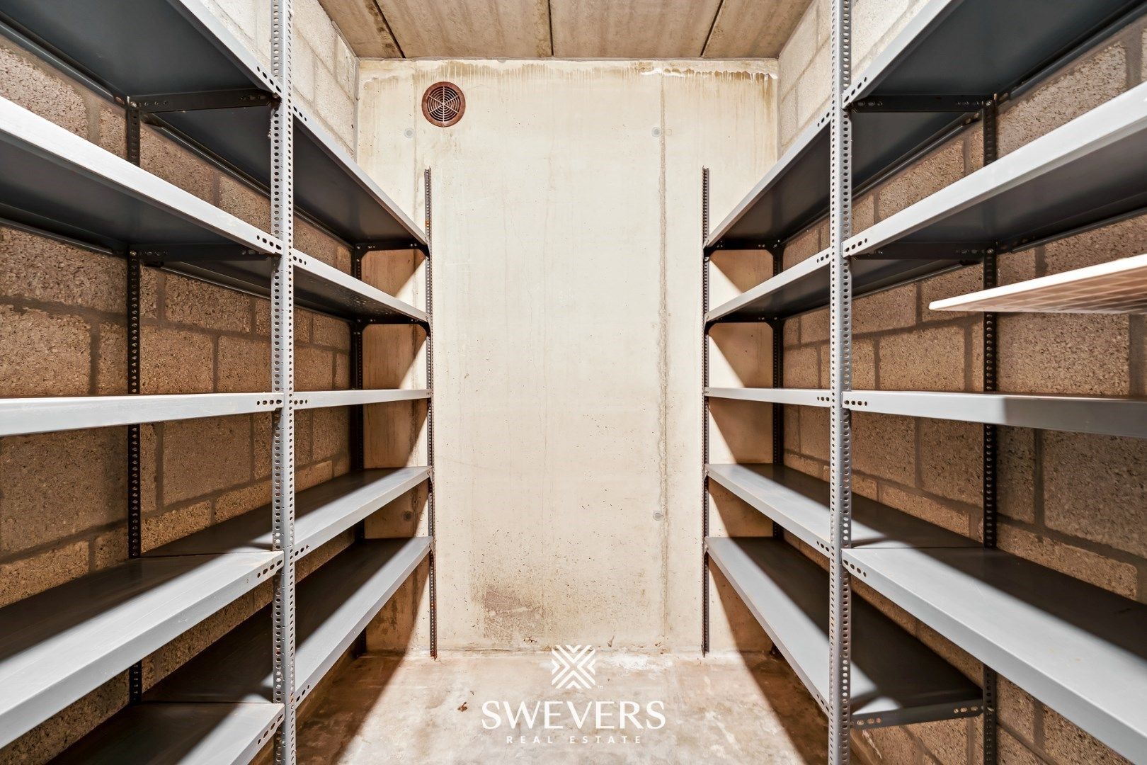 Instapklaar appartement met twee slaapkamers te Leopoldsburg  foto 25