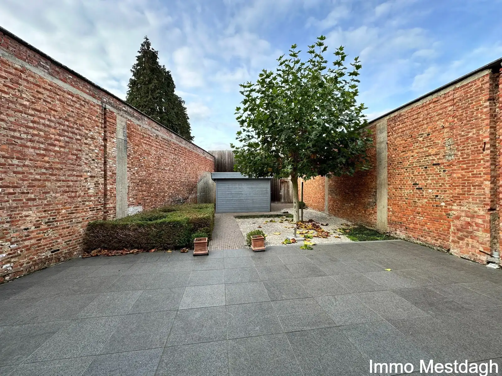 Ruim gelijkvloers appartement met tuin en autostaanplaats. foto 14