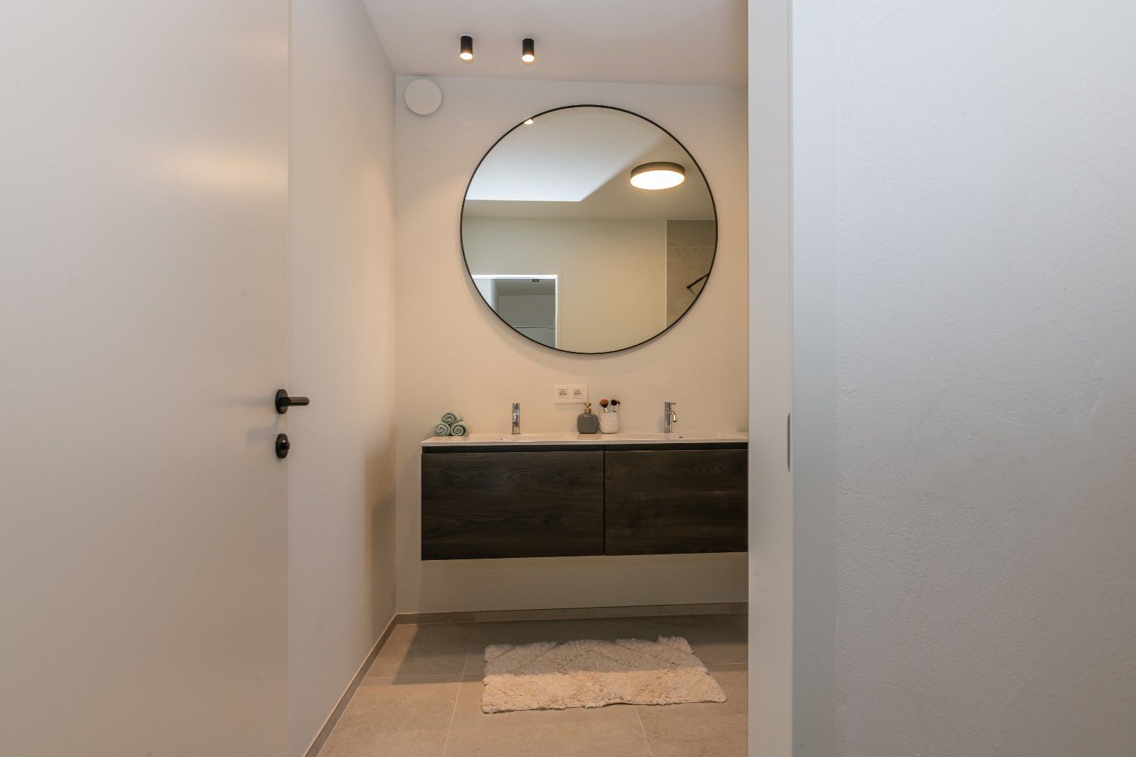Stijlvolle appartementen vlakbij park Baron Casier in hartje Waregem! foto 8
