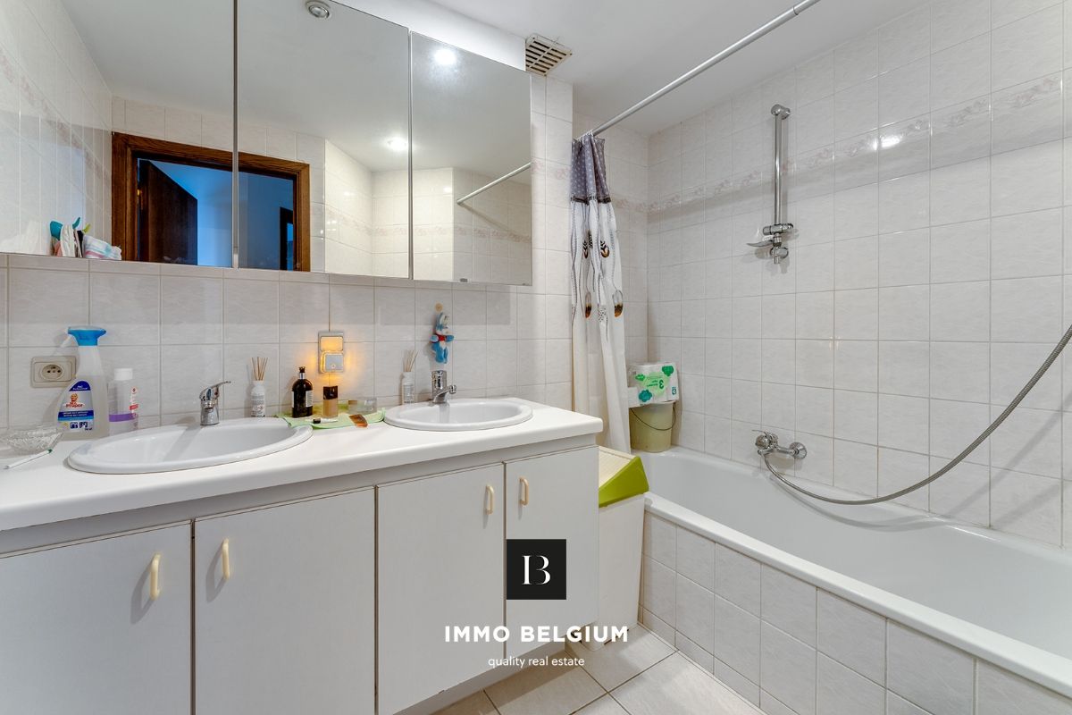 Appartement met tuintje nabij het centrum foto 9