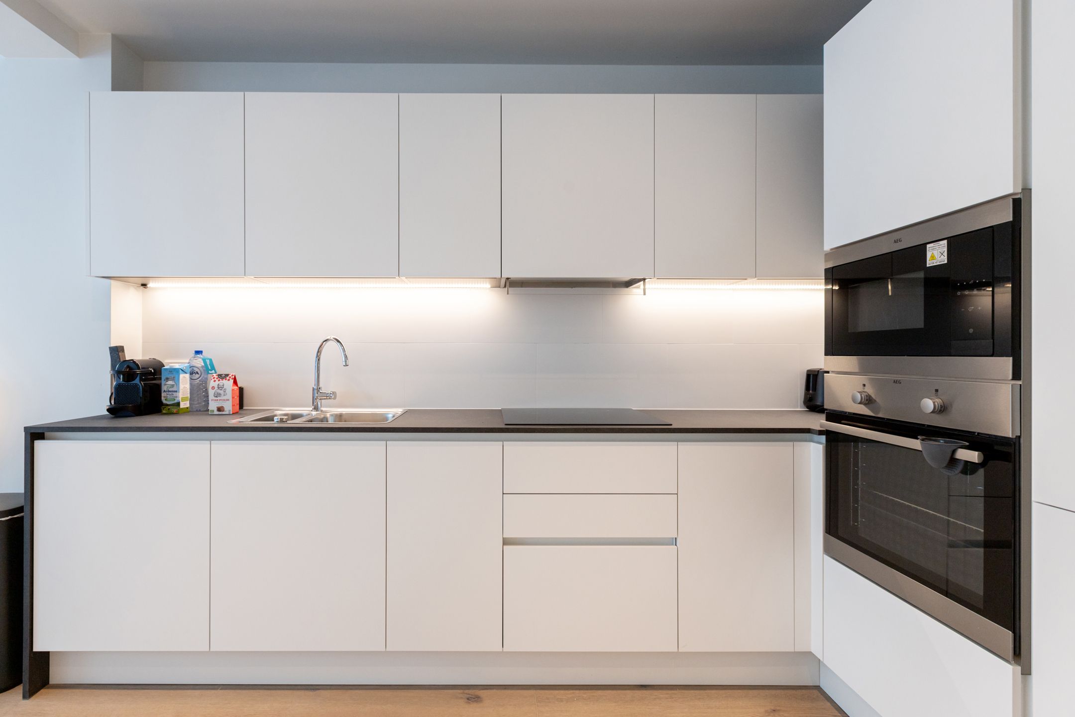 Centrum: Gemeubileerd appartement met 1 slaapkamer! foto 7
