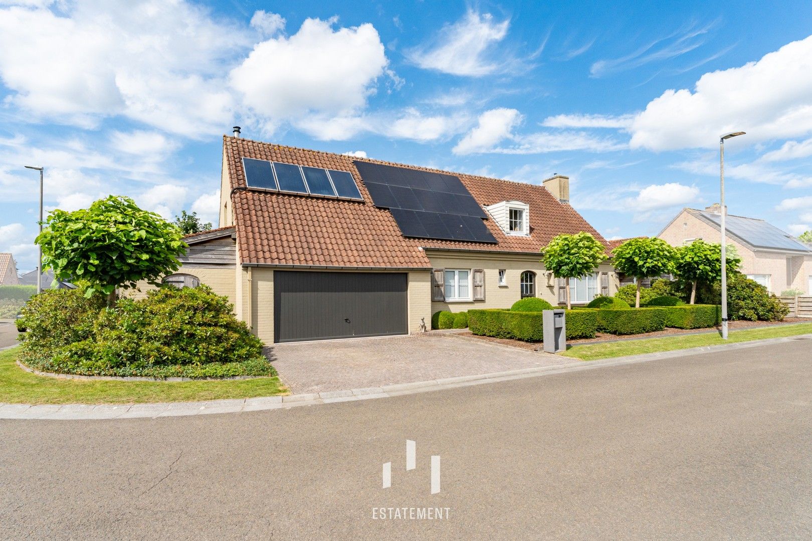 Hyacintstraat 35 foto {{pictureIndex}}