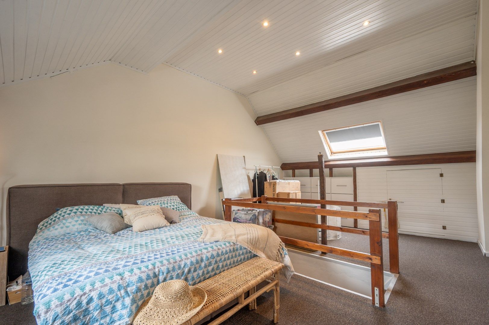 Leuke woning aan de Damse Vaart – op een boogscheut van centrum Brugge. foto 14
