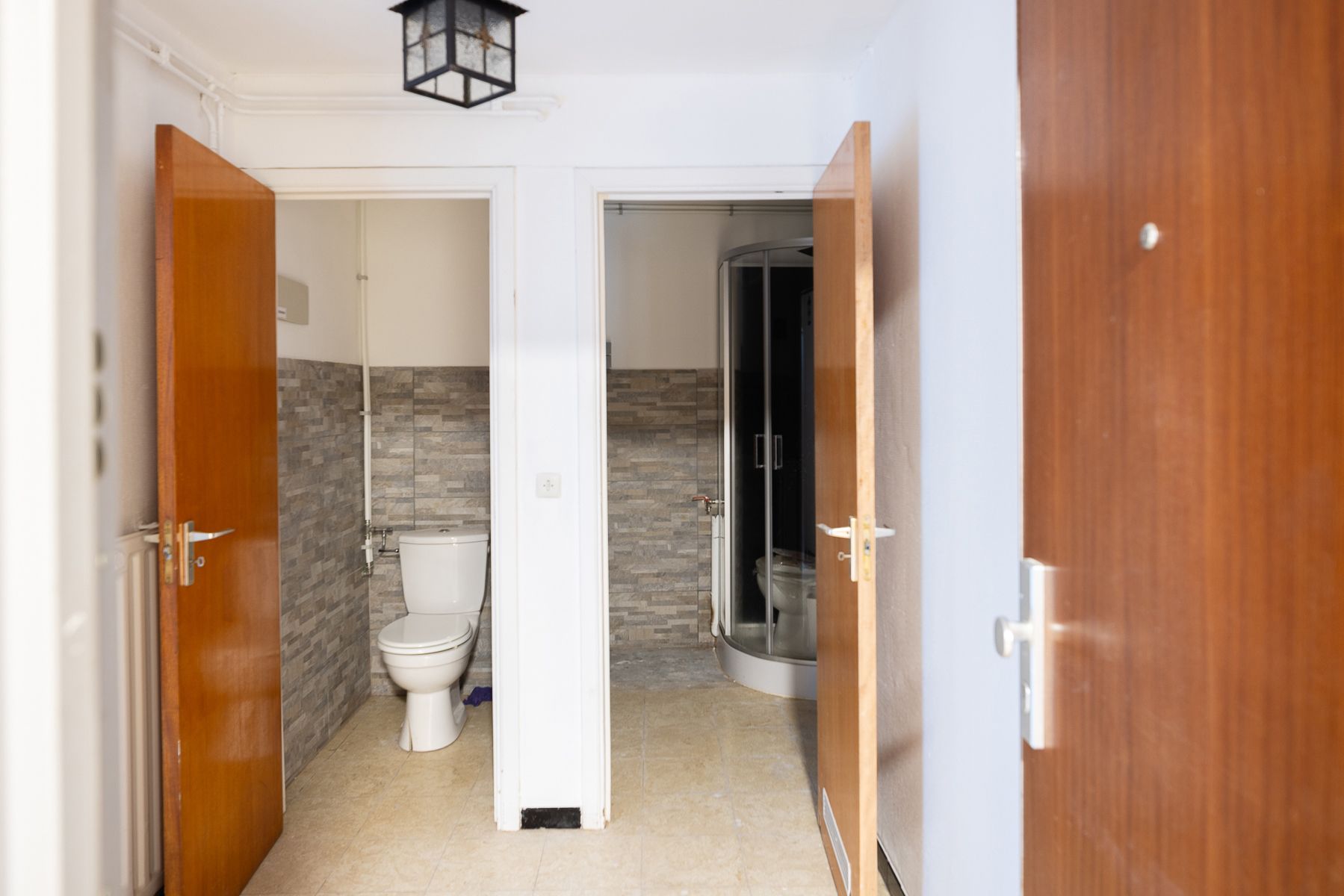 Te renoveren appartement met één slaapkamer  foto 10