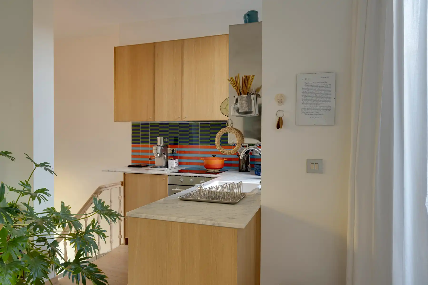 Prachtig gerenoveerde woning met authentieke charme op top locatie! foto 13