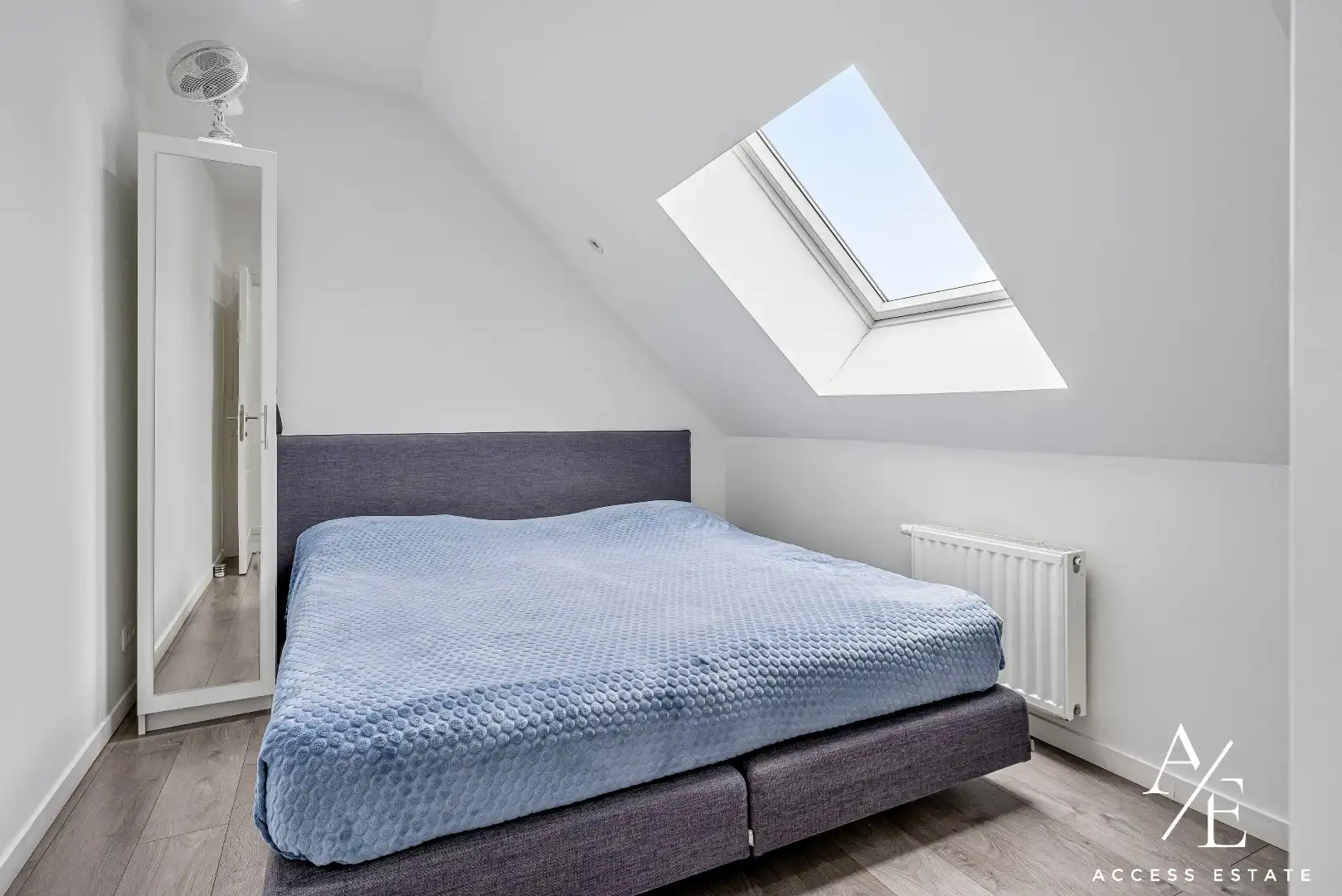 WICHELEN - Ruime vernieuwde woning met 4 slpk, 2 badk! foto 17