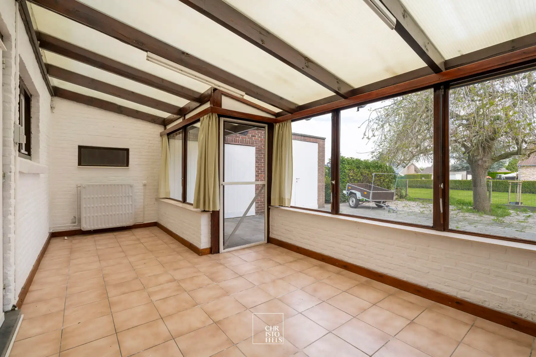 Te renoveren woning (199m²) in een rustige woonomgeving te Lanaken! foto 13