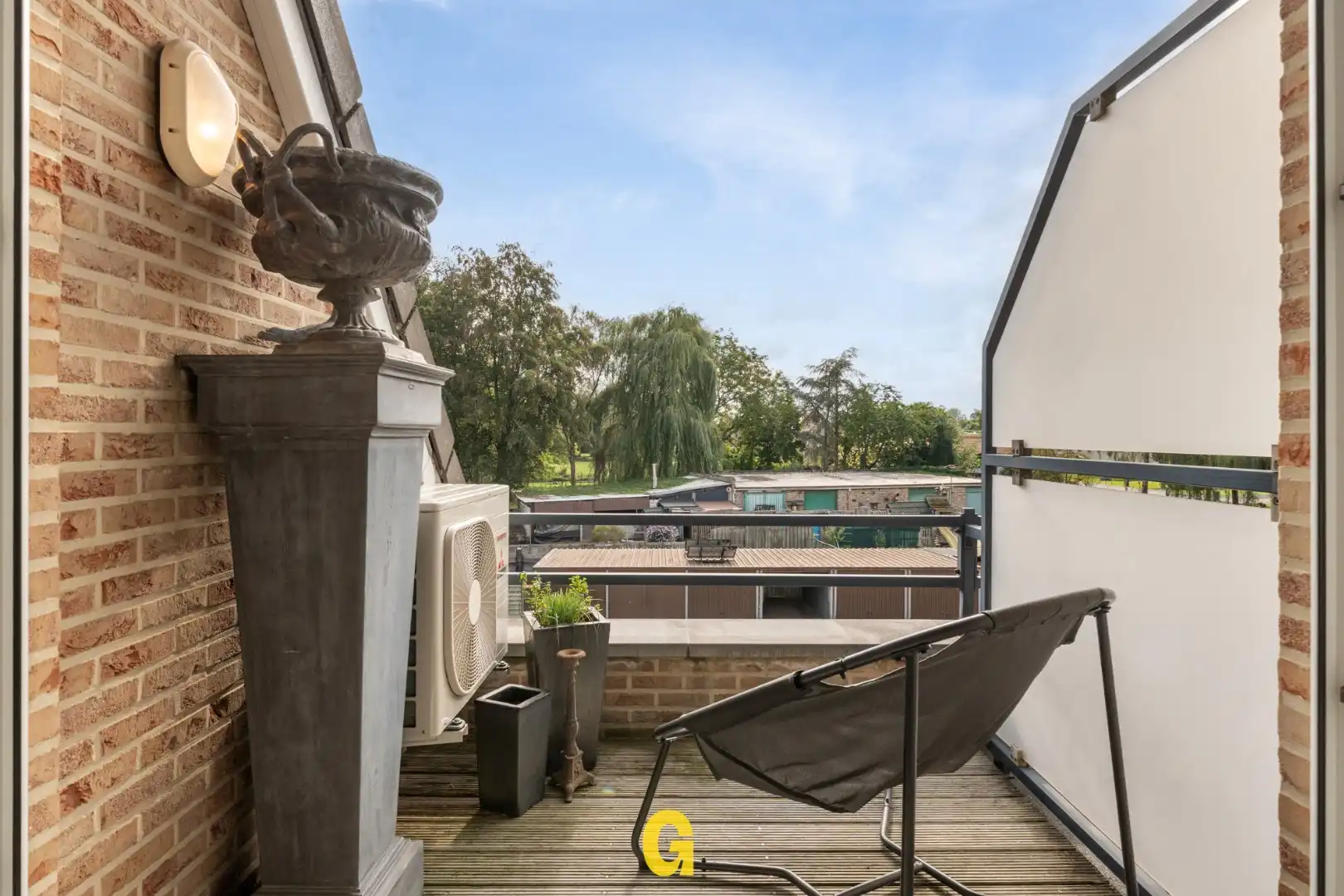 Leuk ingedeeld duplexappartement met 3 slaapkamers, mezzanine en standplaats te Beverst foto 16