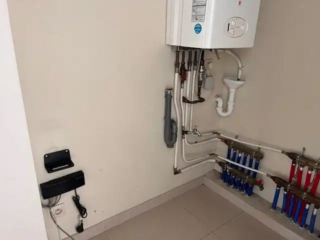 Zeer recent 2 slaapkamer appartement met open zicht /79 m2groot foto 12