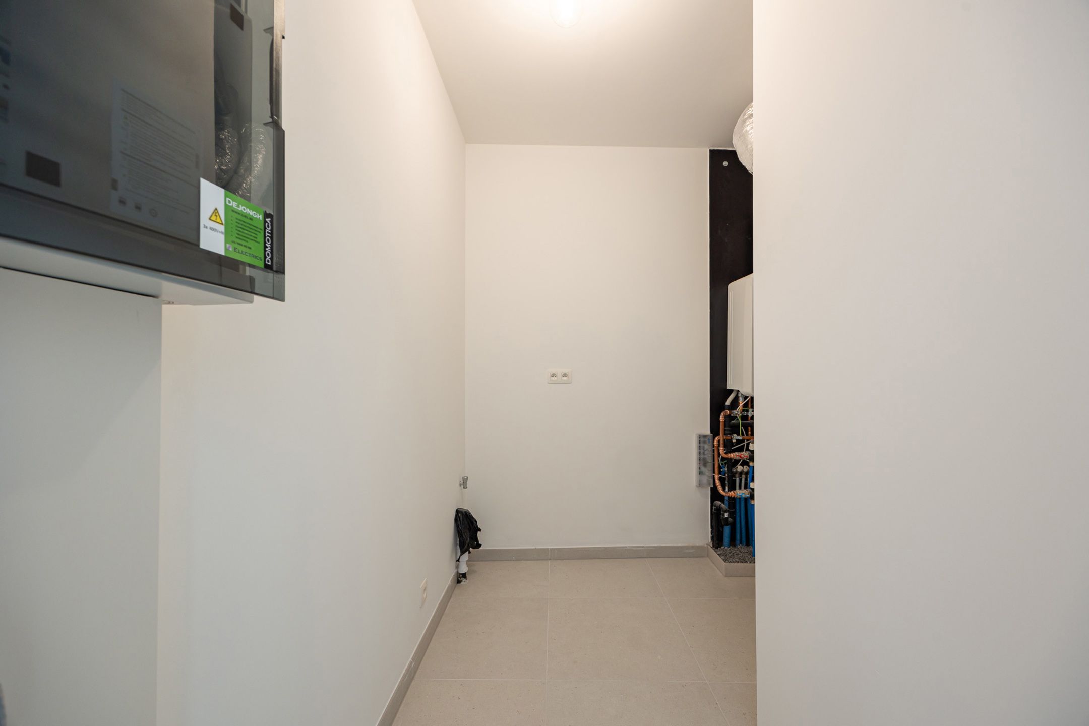 Modern en lichtrijk nieuwbouwappartement met 2 slaapkamers foto 12