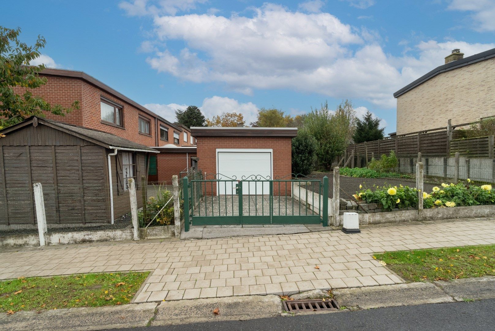 KARAKTERVOLLE HOEKWONING MET TUIN EN GARAGE foto 18