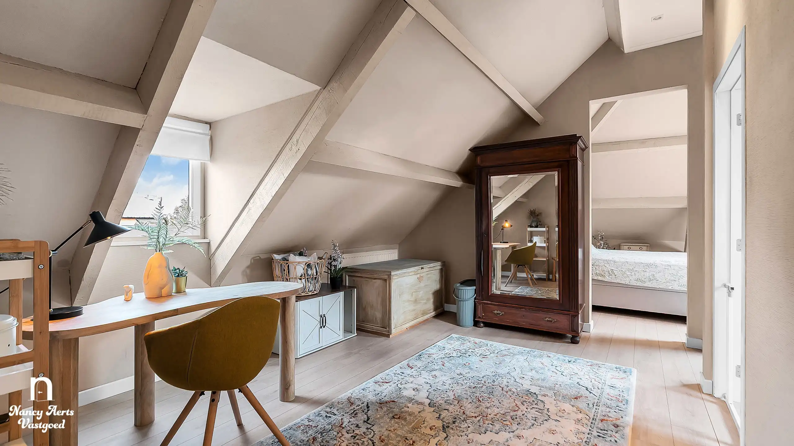 Veelzijdige villa met bijna 20 are groen en aparte woonunit foto 24