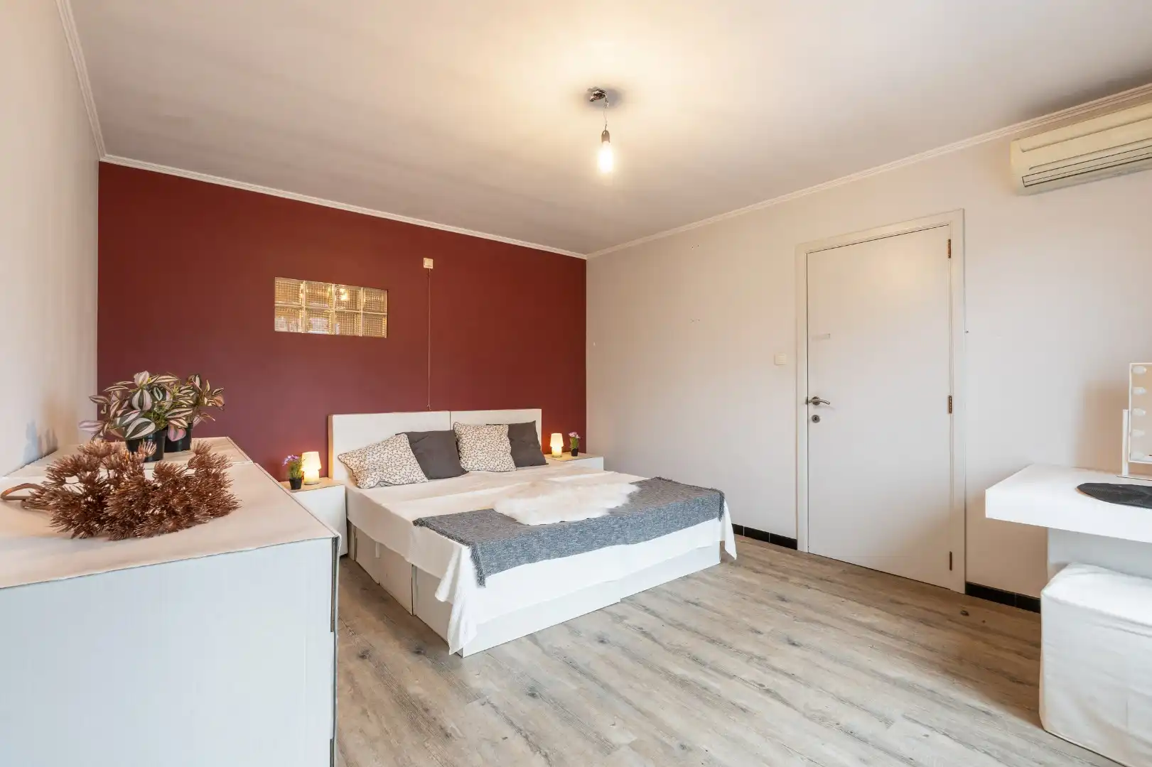 Lichtrijk tweekamerappartement in Bevegem ! foto 5