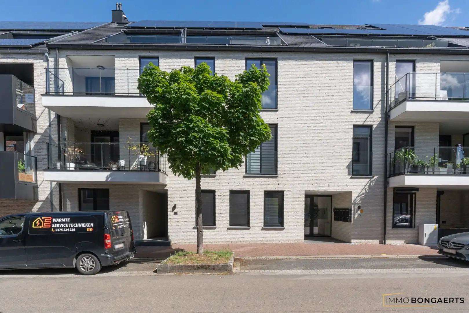 Recent gelijkvloersappartement nabij het centrum van Genk foto 28