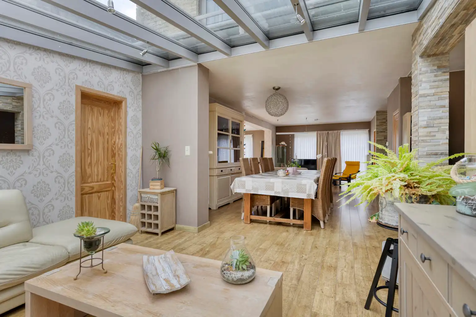 Innstapklare driegevelwoning  in verkeersluwe omgeving foto 8