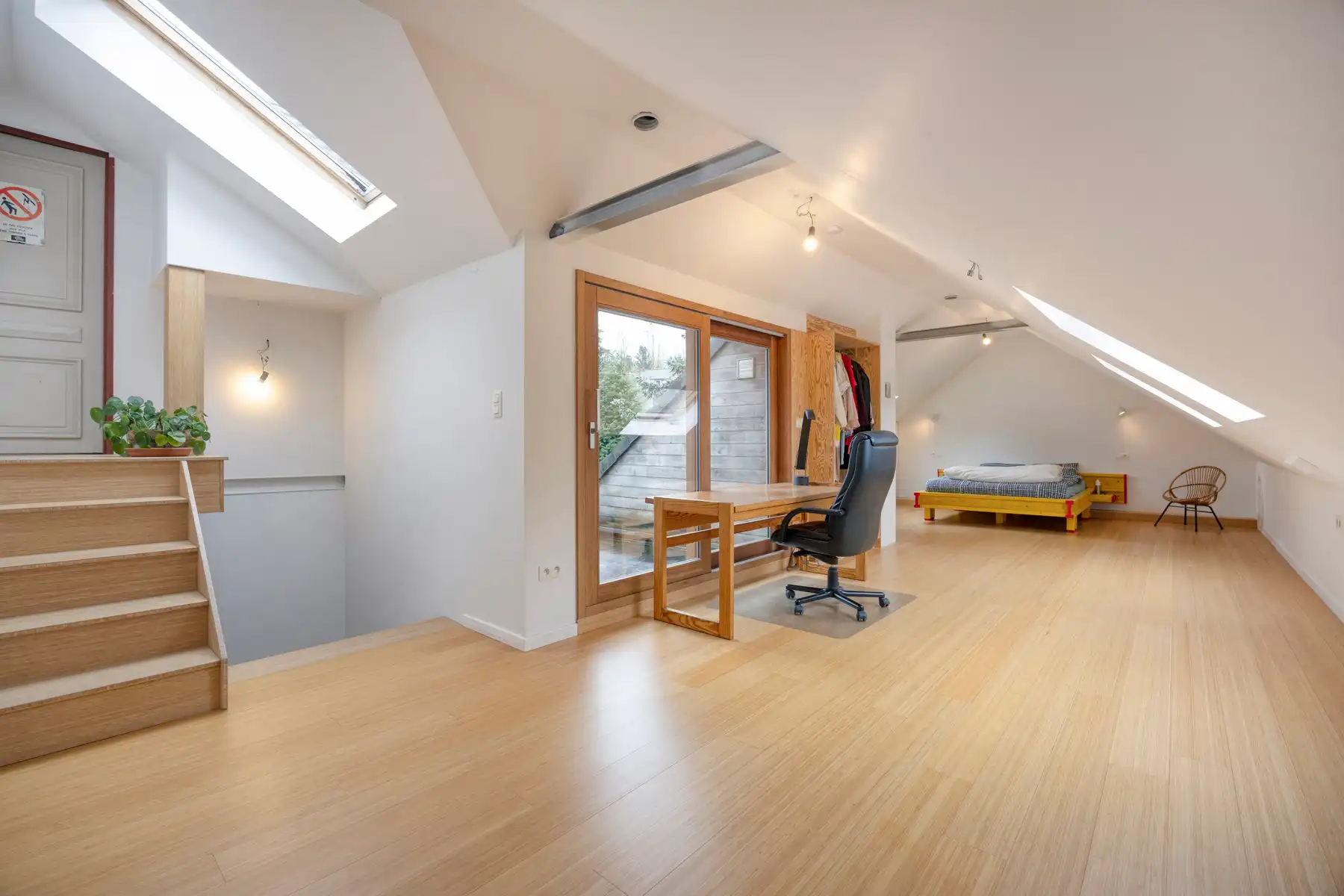 Ruime villa in een groene omgeving foto 14