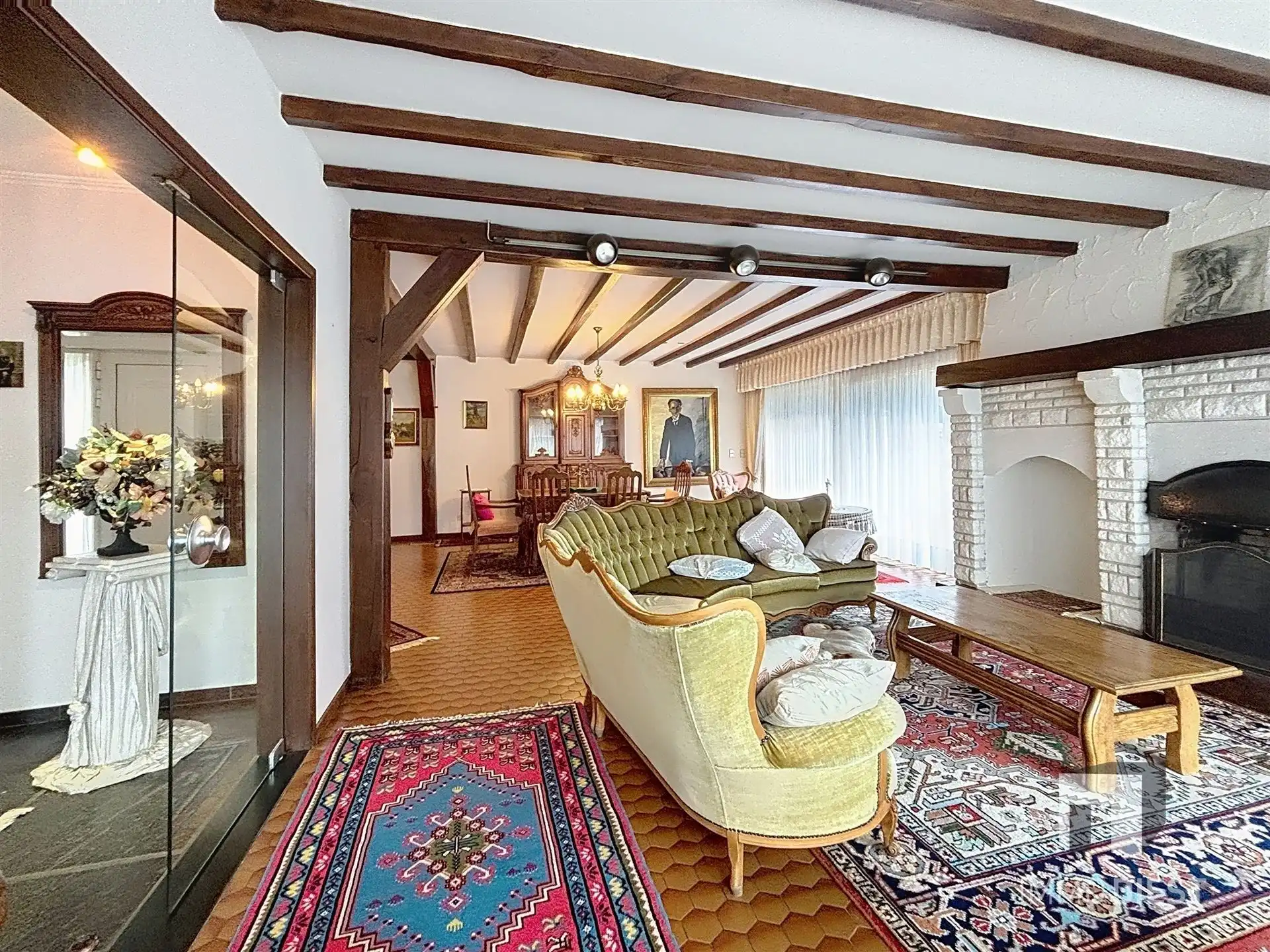 Witte villa met 4 slaapkamer boven op Baalberg foto 8