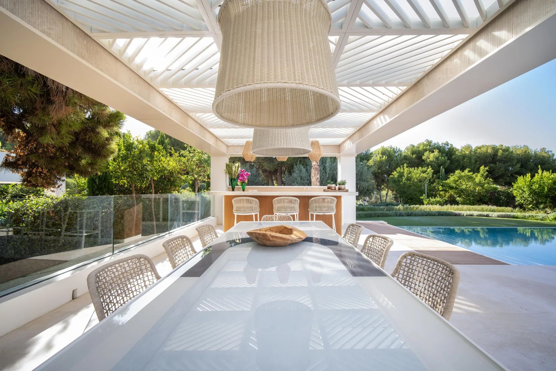 Ultieme luxe in Marbella: exclusieve villa met prachtige tuinen en privézwembad aan de Golden Mile foto 28