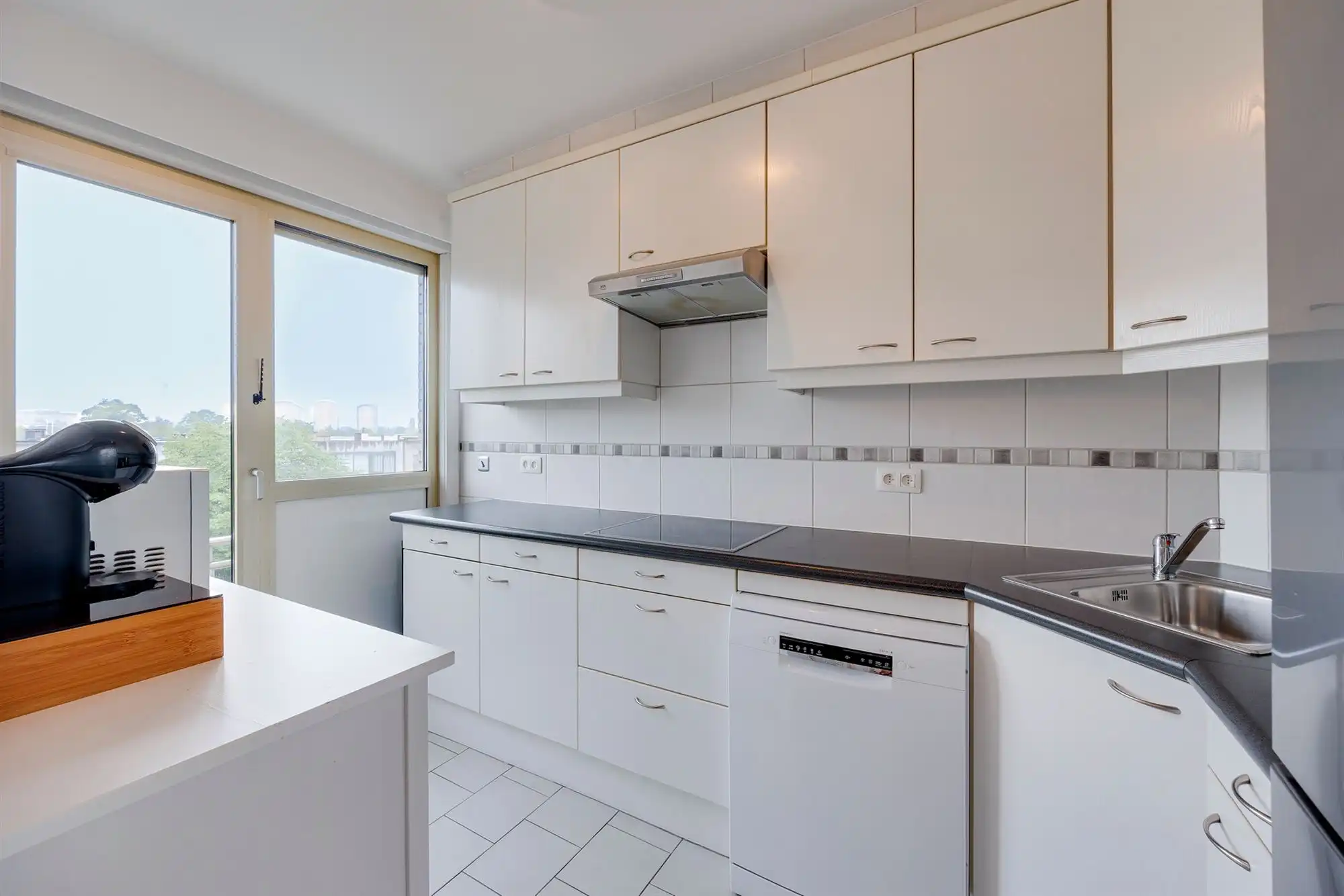 Prachtig appartement met 2 slaapkamers, terras en garagebox! foto 9