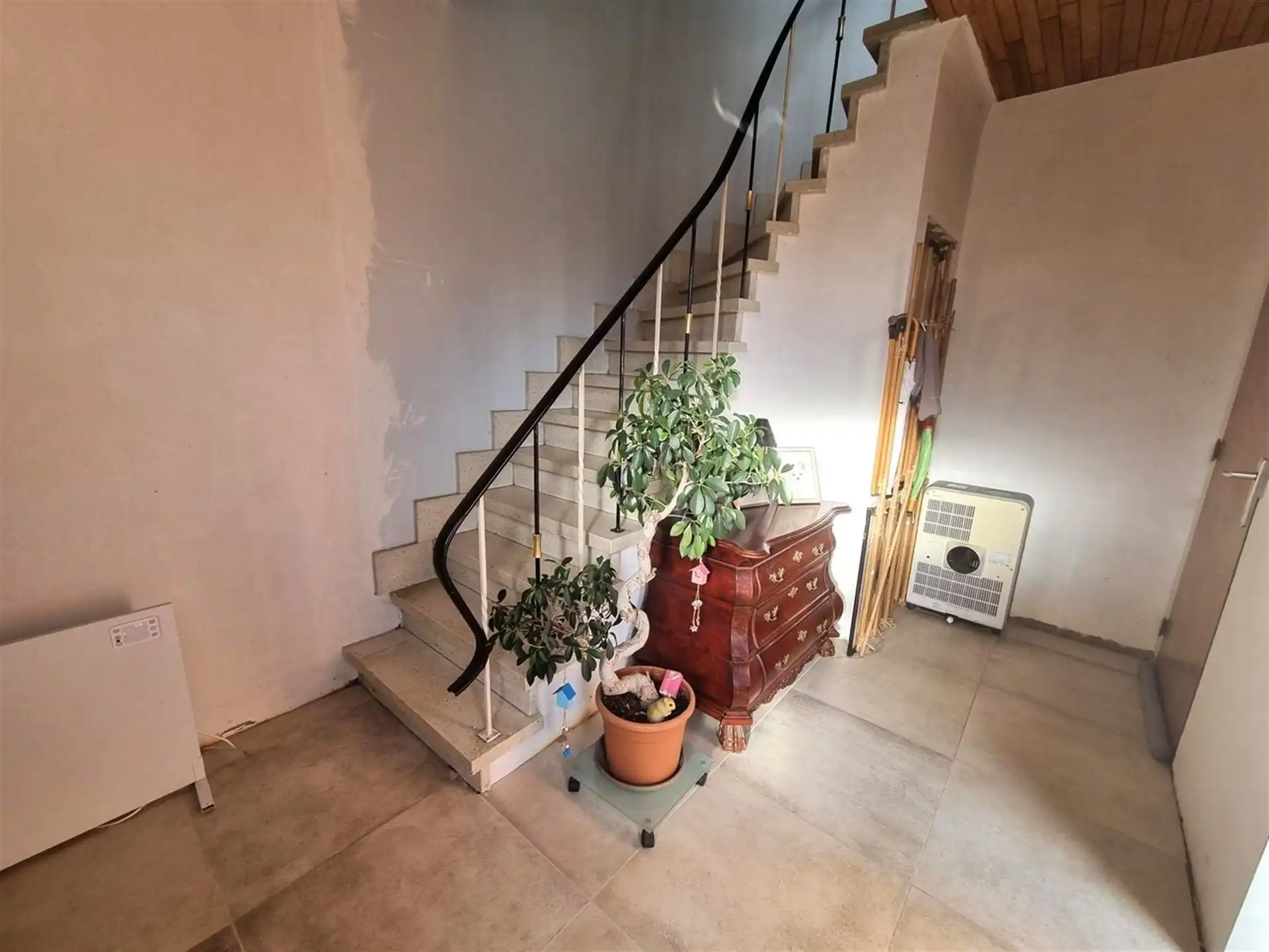 Rustig gelegen woning te centrum Schriek, 3 slaapkamers, garage en ruime tuin op 7a45ca foto 6