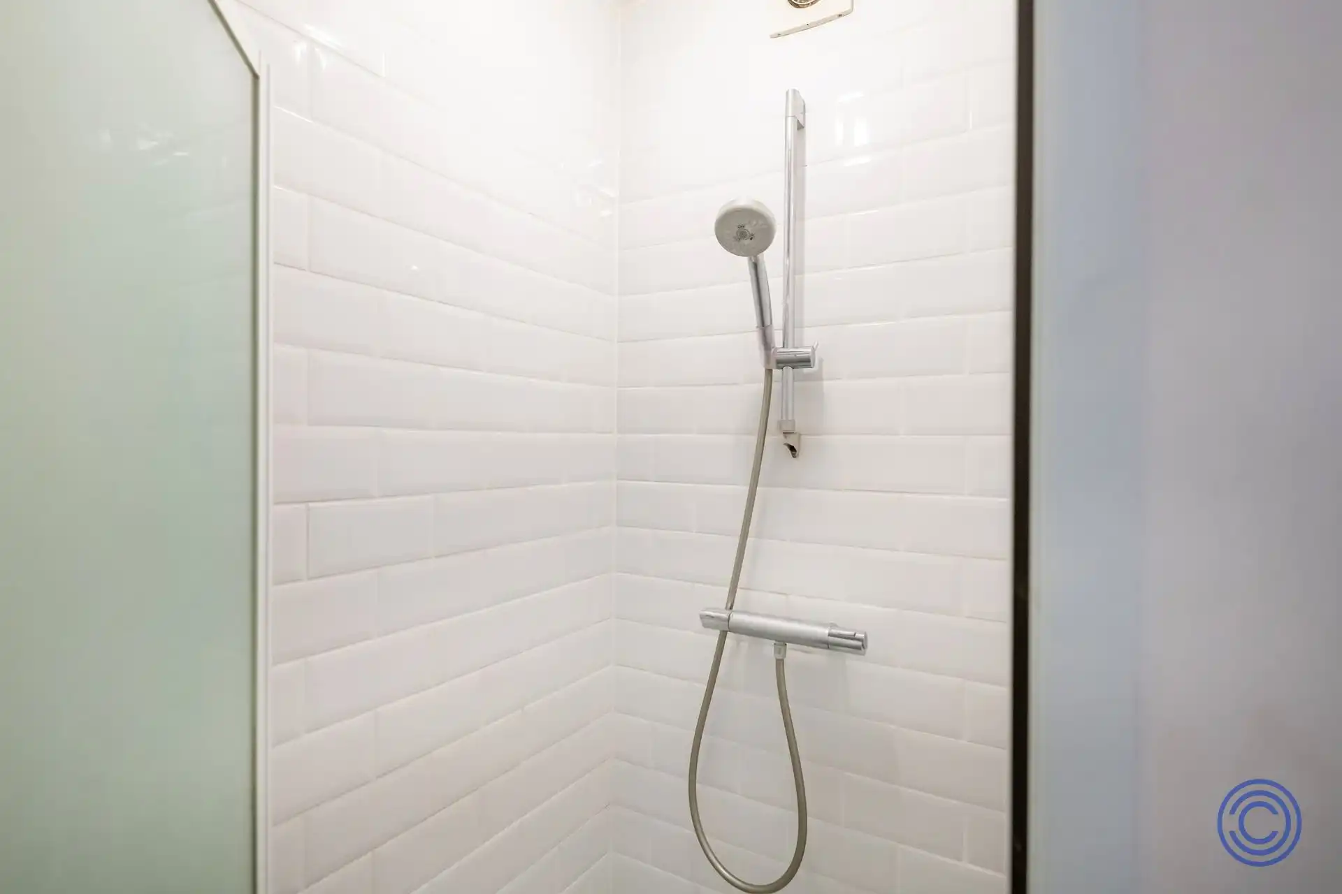 Gezellig, energiezuinig appartement in de Sint-Andriesbuurt! foto 5