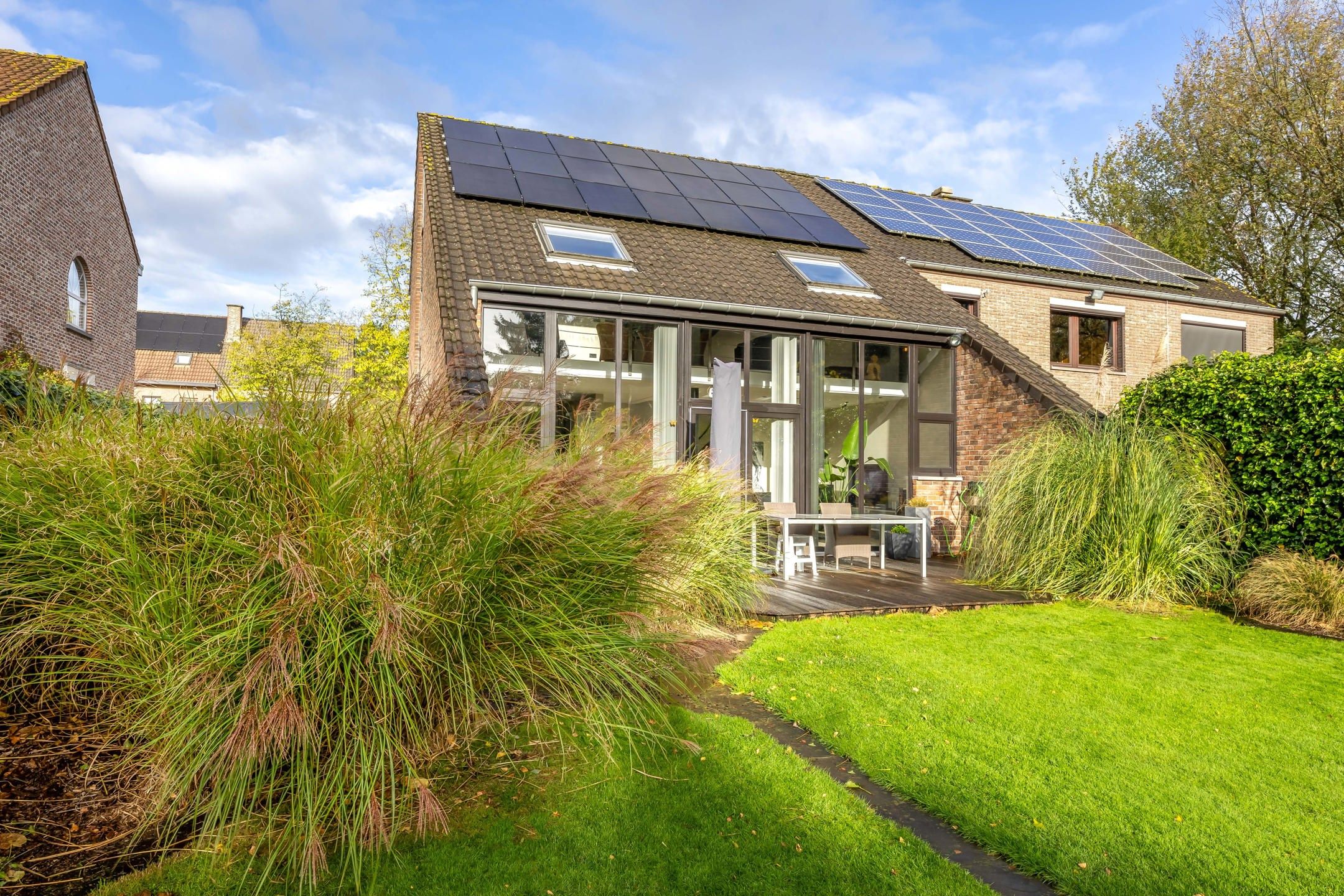 Halfopen bebouwing met tuin en multifunctioneel bijgebouw foto 31